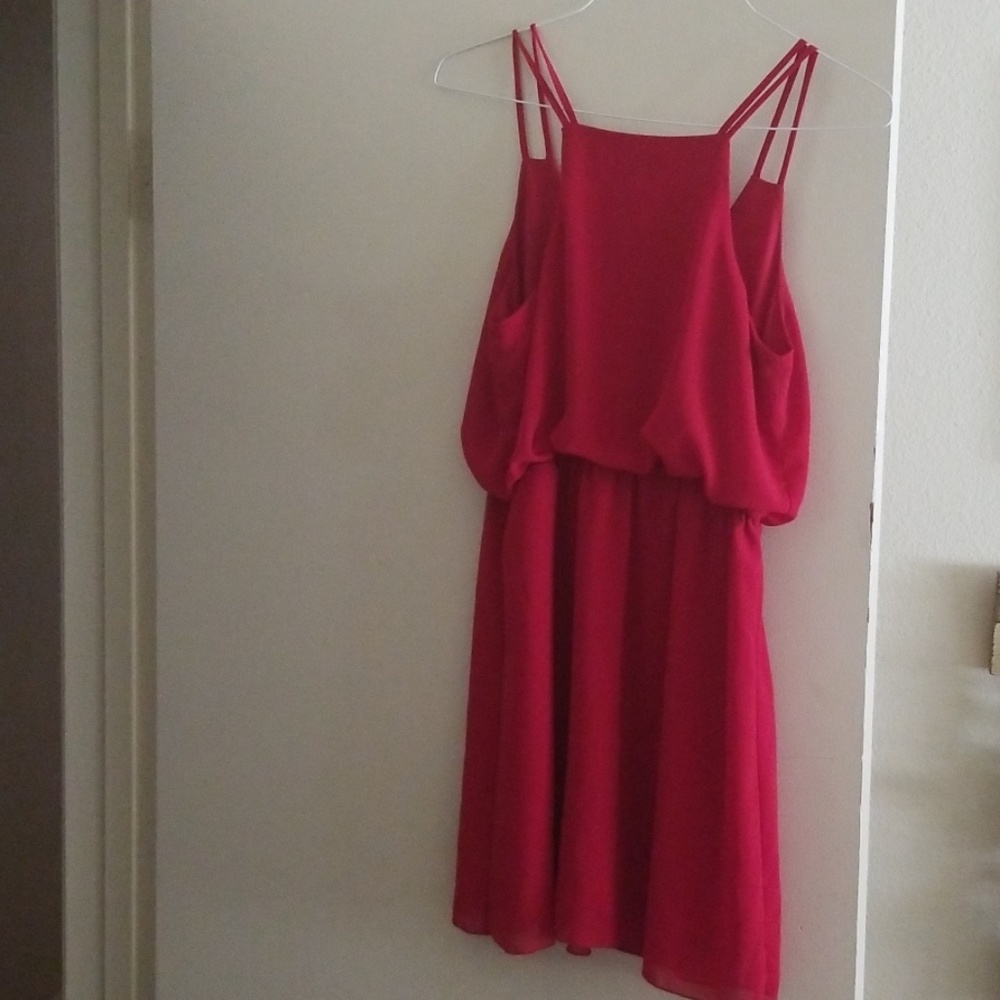 TOBI RED DRESS - Picture 3 of 5